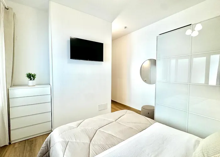 Saint Peter - Luxury With 24h Guarded Parking *